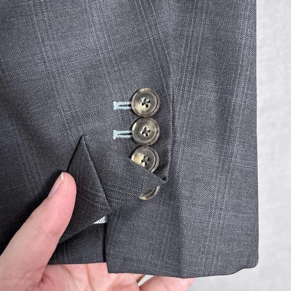 J Hilburn Sport Coat 42R Slim European Custom Gray Check Plaid Portugal Blazer